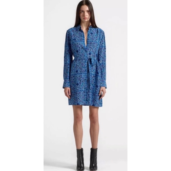 EQUIPMENT • Femme Rosalee Blue Floral Printed Long Sleeve Silk Mini Dress - Picture 15 of 16